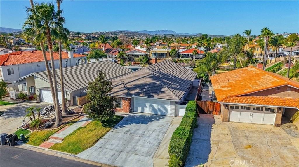 30221 Channel Way Dr - Photo 2 of 42