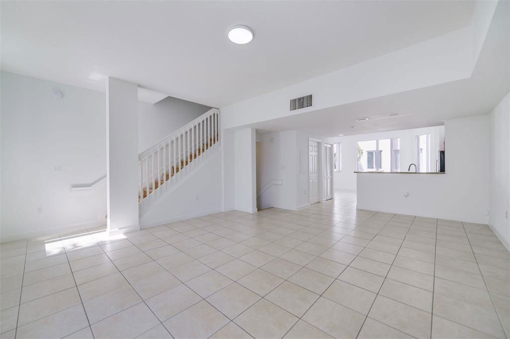 Van Buren St #203 - Photo 5 of 8