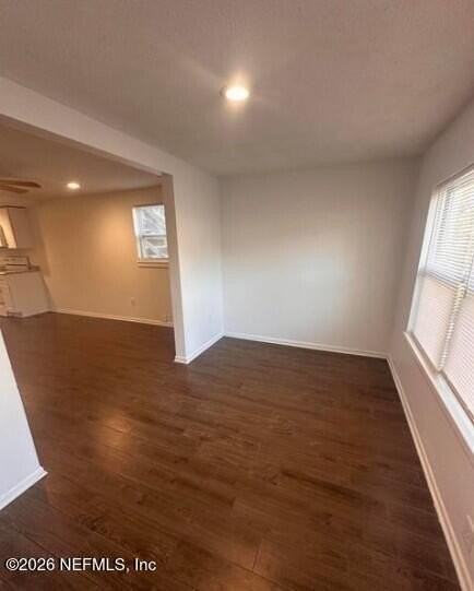 208 13th Ave N - Photo 4 of 14