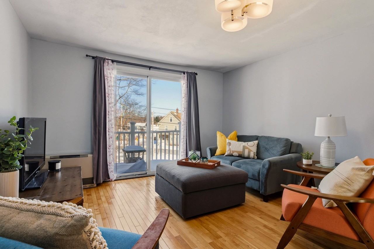 5 Carriage Hill Rd #6 - Photo 3 of 22