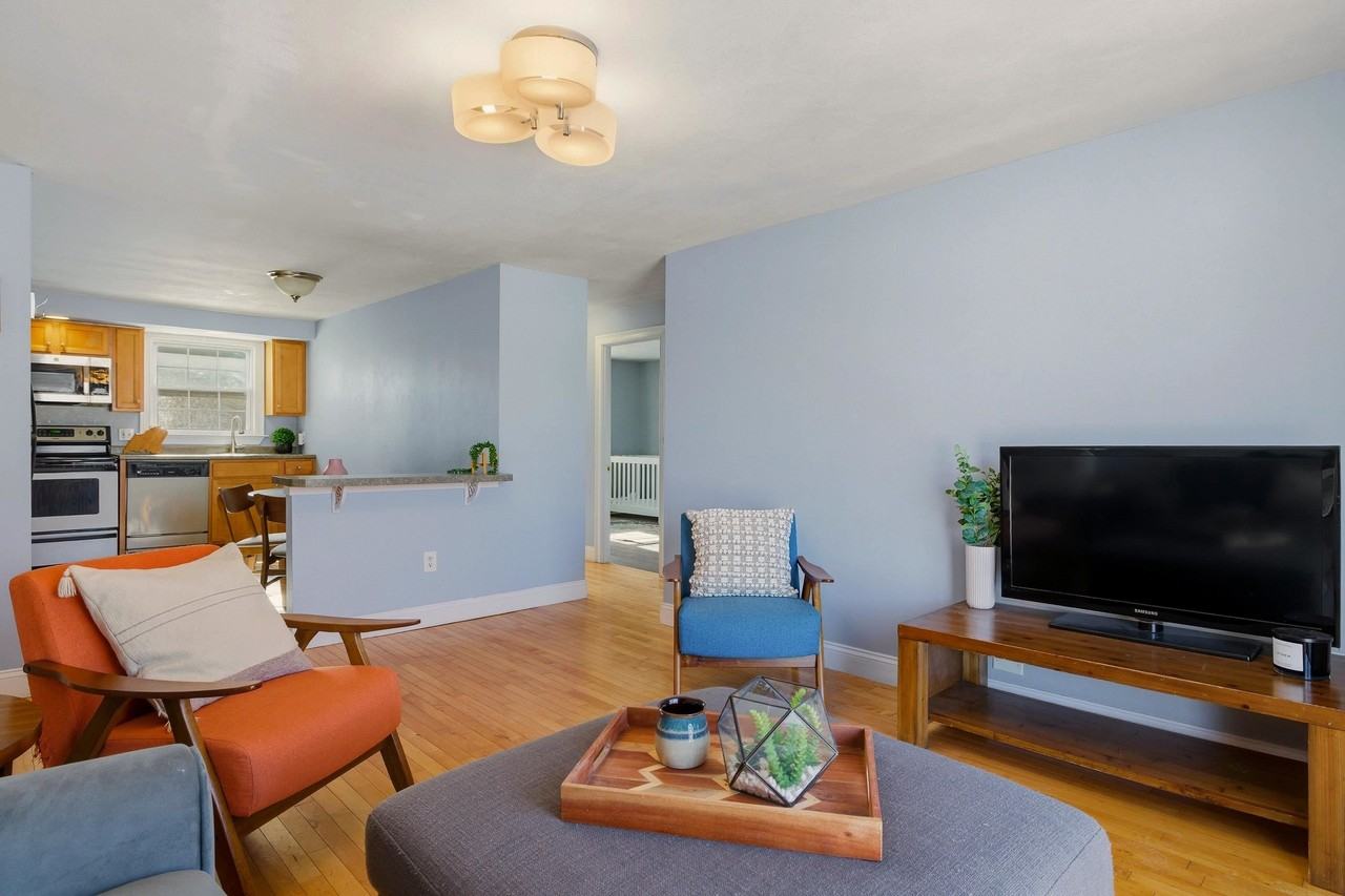 5 Carriage Hill Rd #6 - Photo 6 of 22