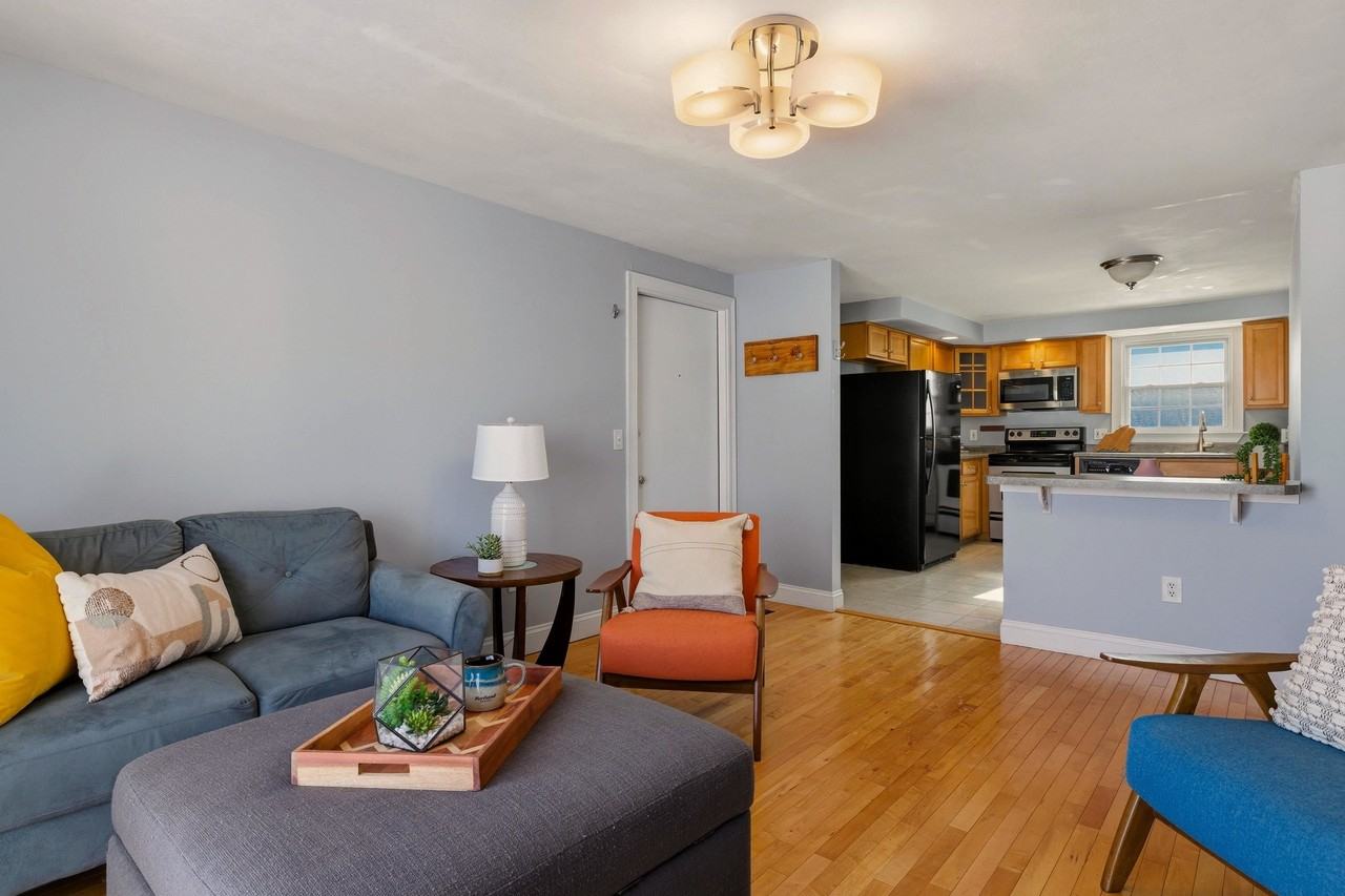 5 Carriage Hill Rd #6 - Photo 7 of 22