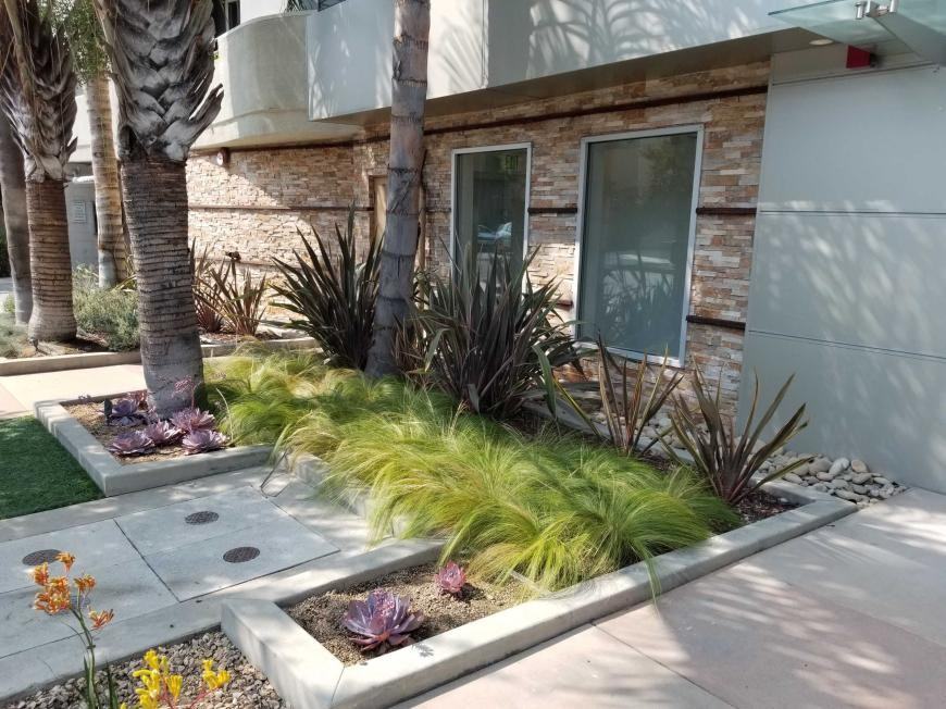 4170 Arch Dr - Photo 3 of 10