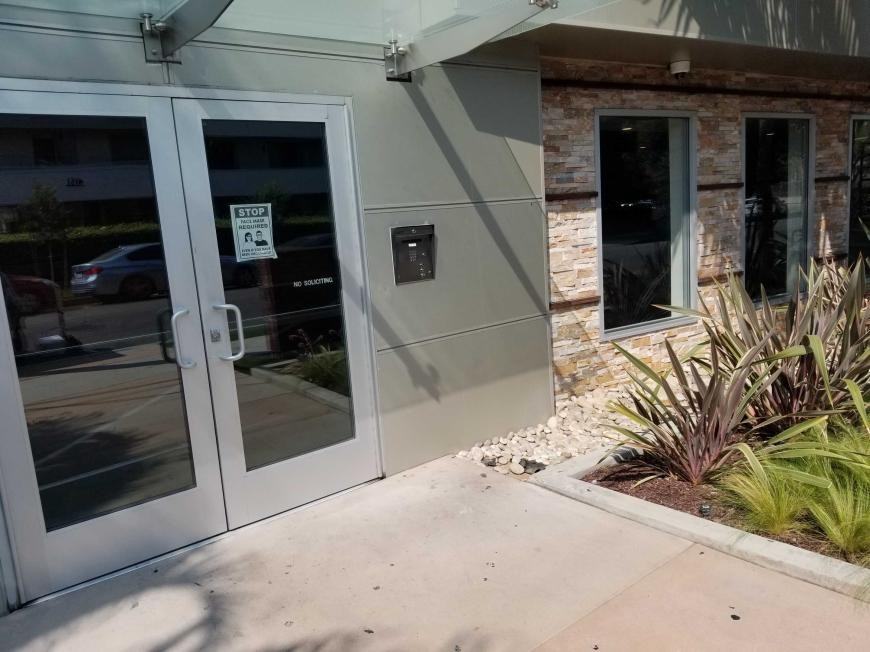 4170 Arch Dr - Photo 4 of 10