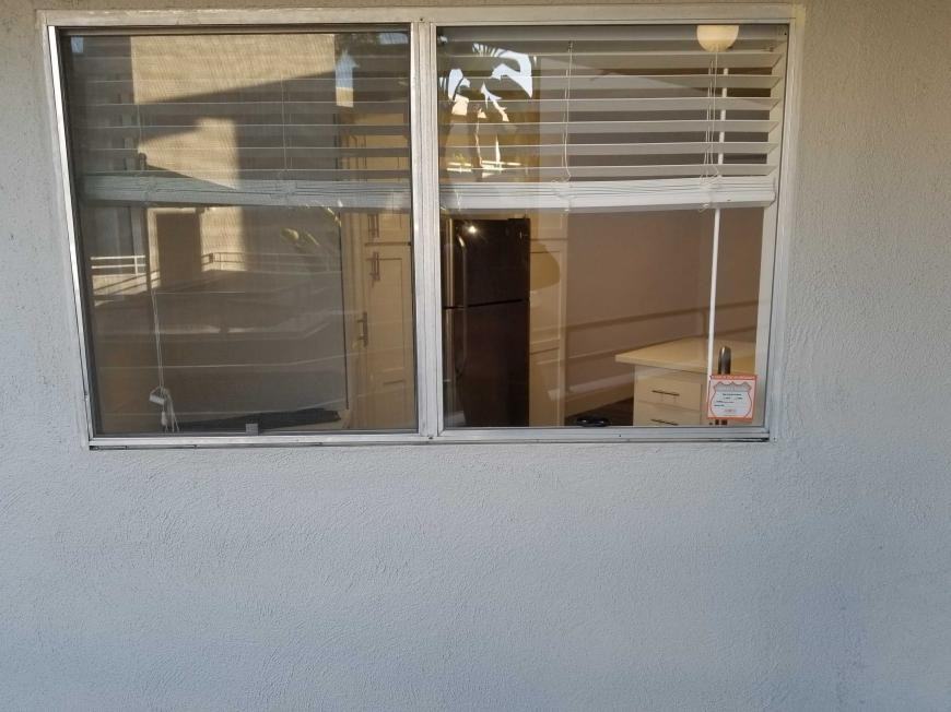 5142 White Oak Ave - Photo 4 of 10