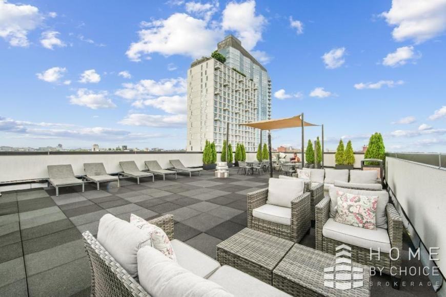 88 Linden Blvd - Photo 6 of 10