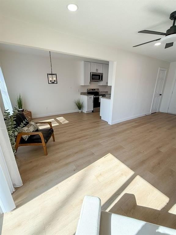 308 E Bourn St - Photo 3 of 21