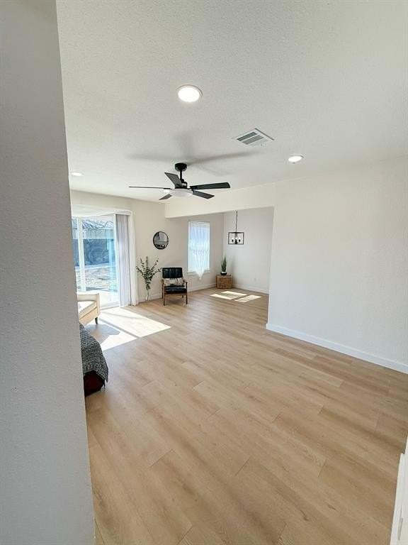 308 E Bourn St - Photo 5 of 21