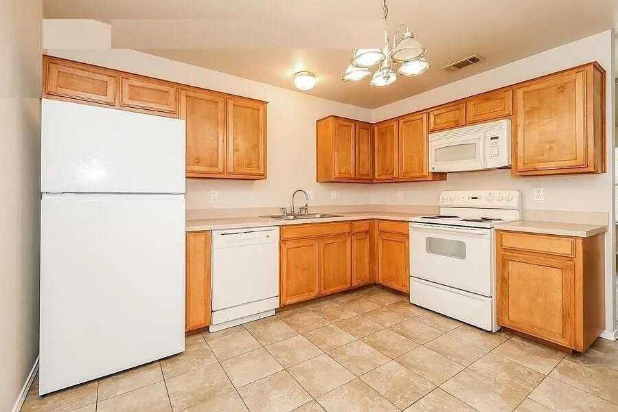 136 Stewart Bend Ct #A - Photo 7 of 14