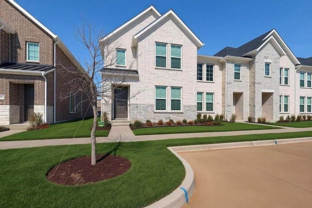 1030 Bristleleaf Way