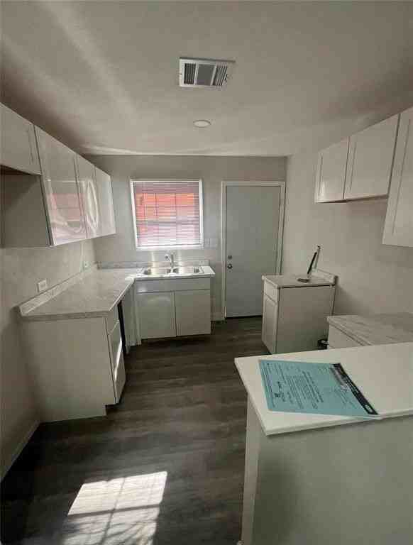 3814 Cauthorn Dr - Photo 2 of 14