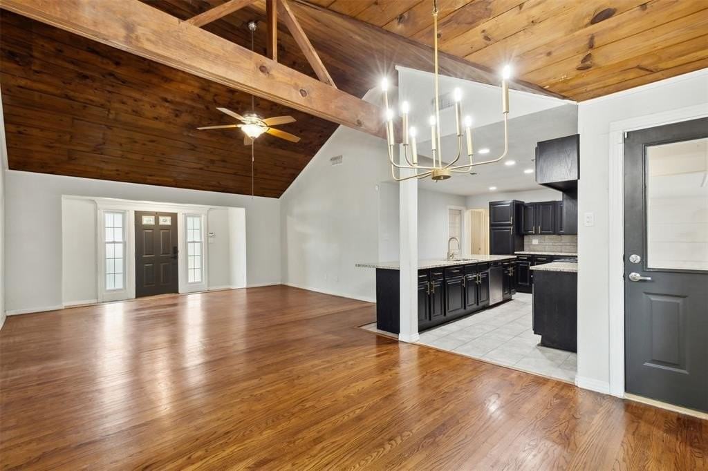 4113 Valentine St - Photo 7 of 30