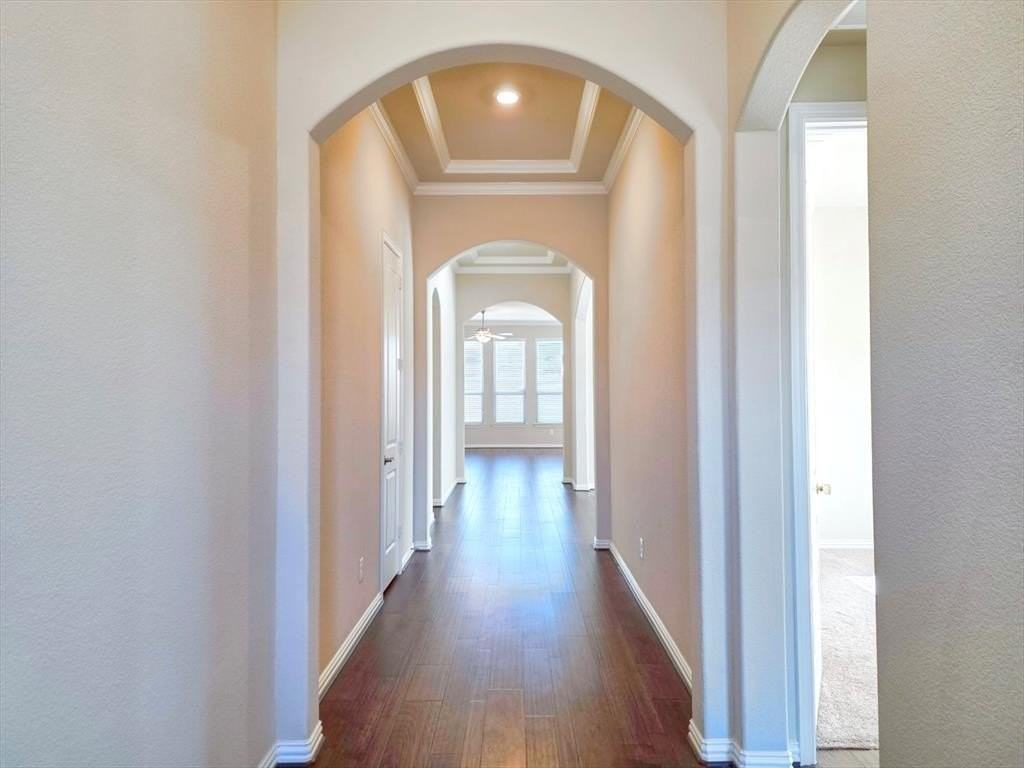 355 Prairie Ridge Ln - Photo 3 of 24