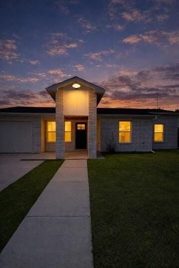 2506 Bliss St - Photo 2 of 16