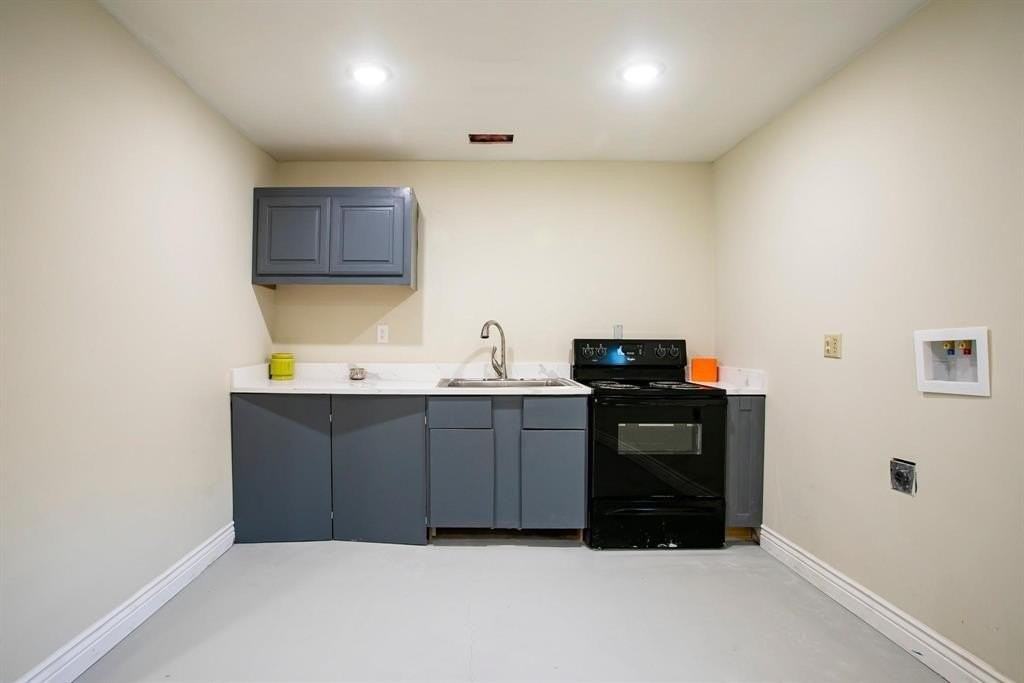 7027 Alpha Rd #1 - Photo 2 of 8