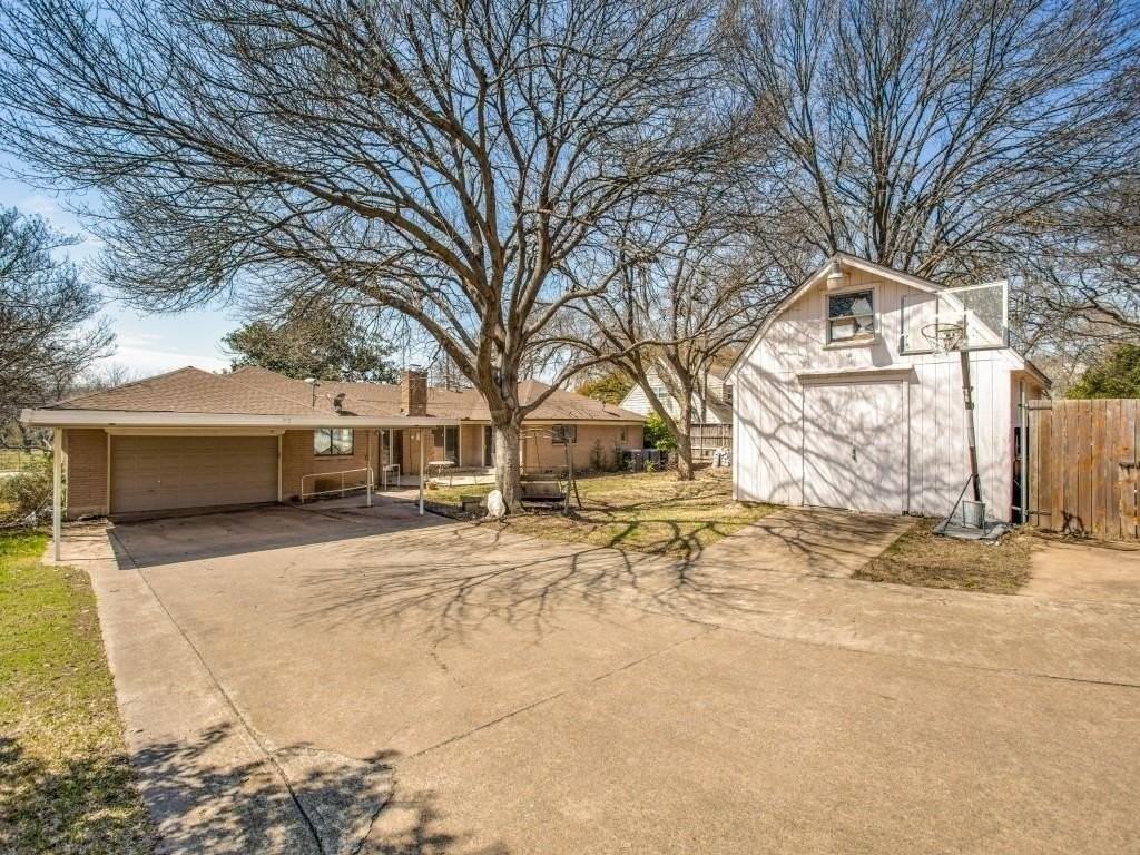 7027 Alpha Rd #1 - Photo 6 of 8