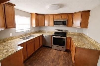 2107 Pollard St - Photo 3 of 8