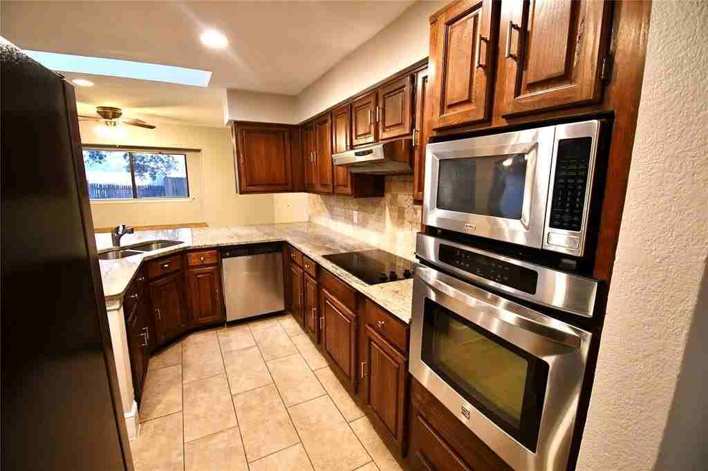 2366 Hill N Dale Dr - Photo 2 of 29