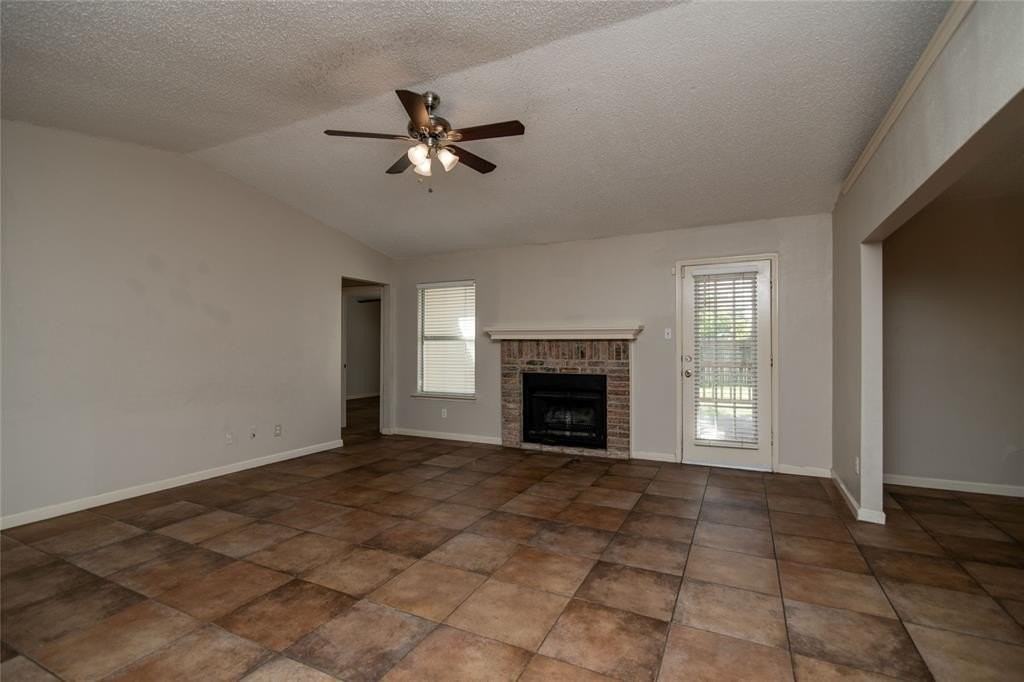 618 Plainview Dr - Photo 3 of 17