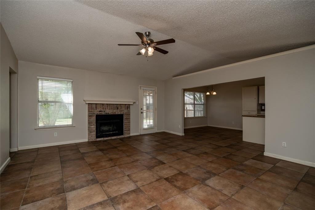 618 Plainview Dr - Photo 4 of 17