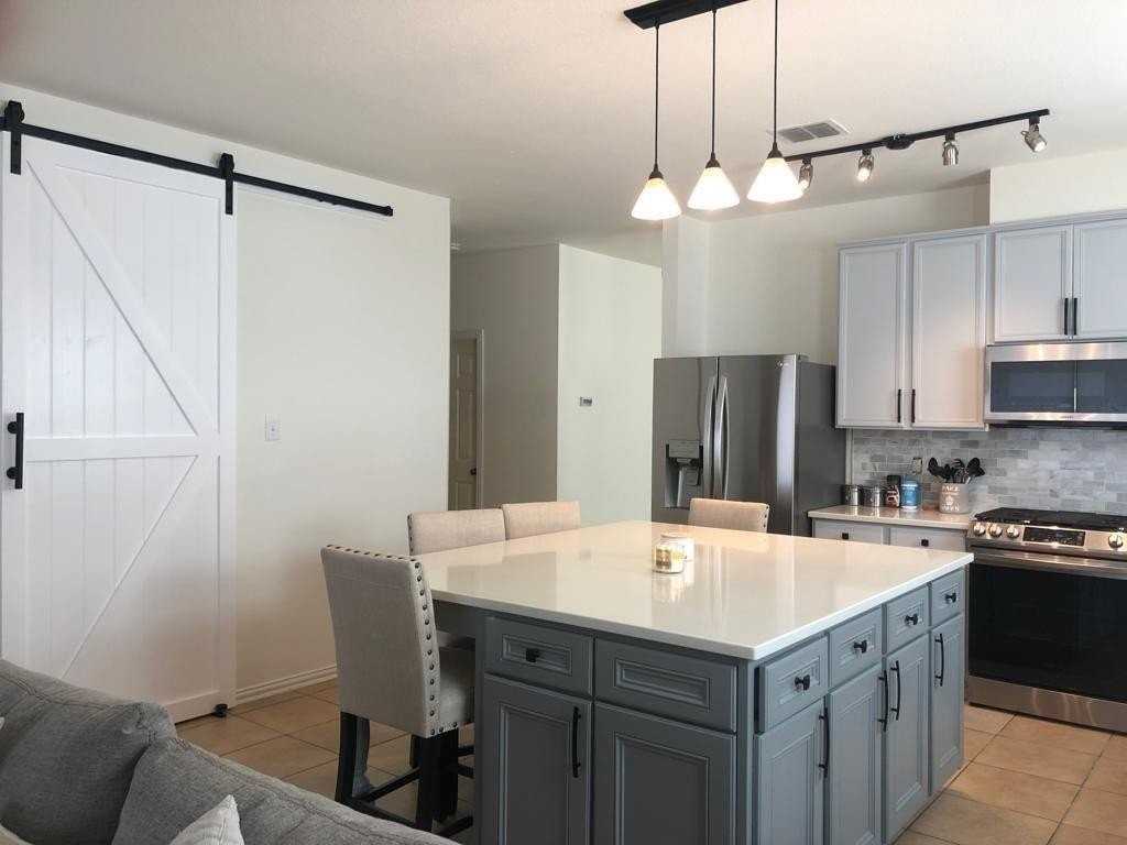 107 Cold Springs Ct - Photo 3 of 23