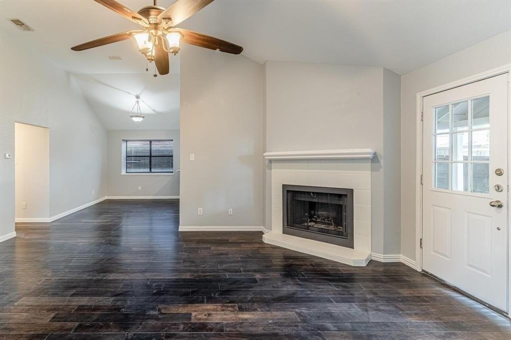 3618 Flagstone Ave - Photo 5 of 28