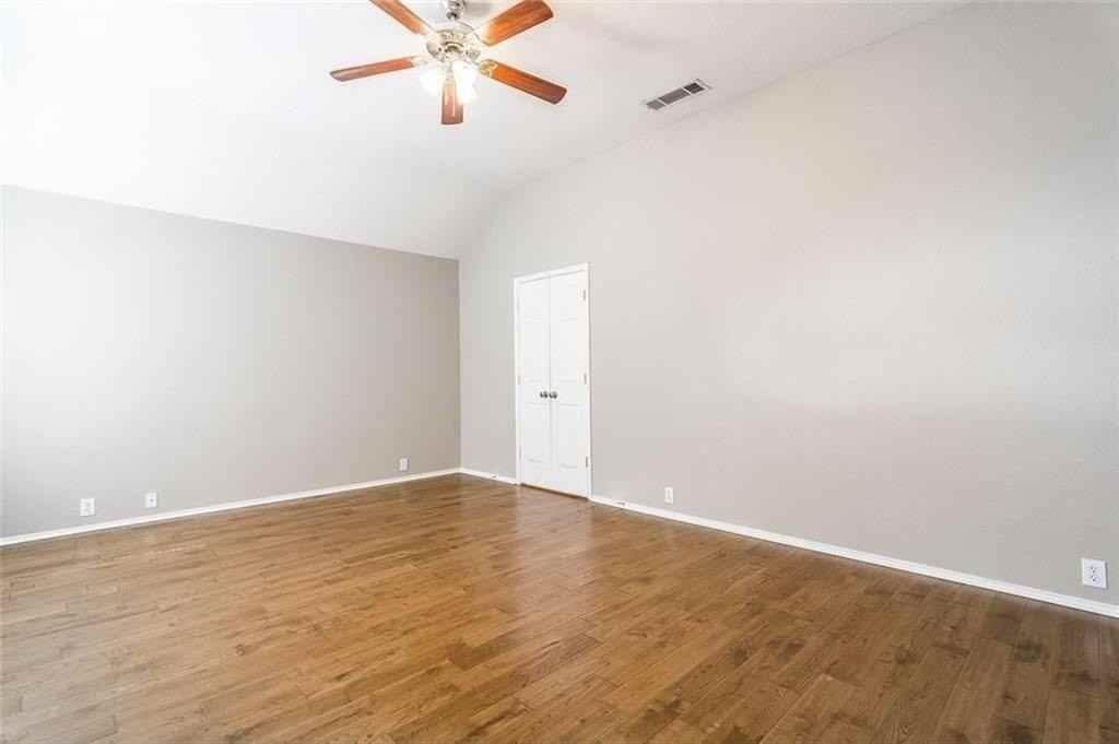 2453 Cimmaron Dr - Photo 7 of 23