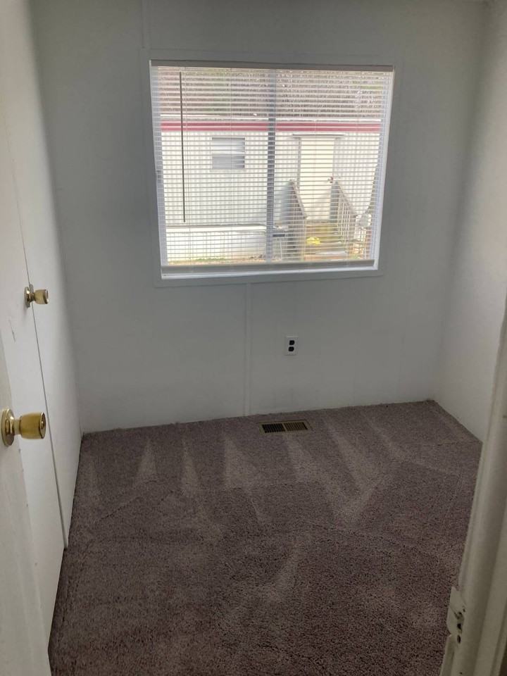 106 Pecan Grove Cir #11 - Photo 2 of 5