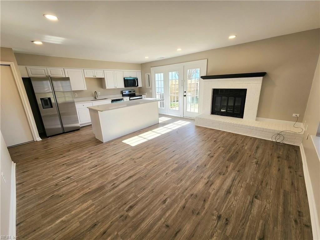 4717 Whitetail Ct - Photo 4 of 19