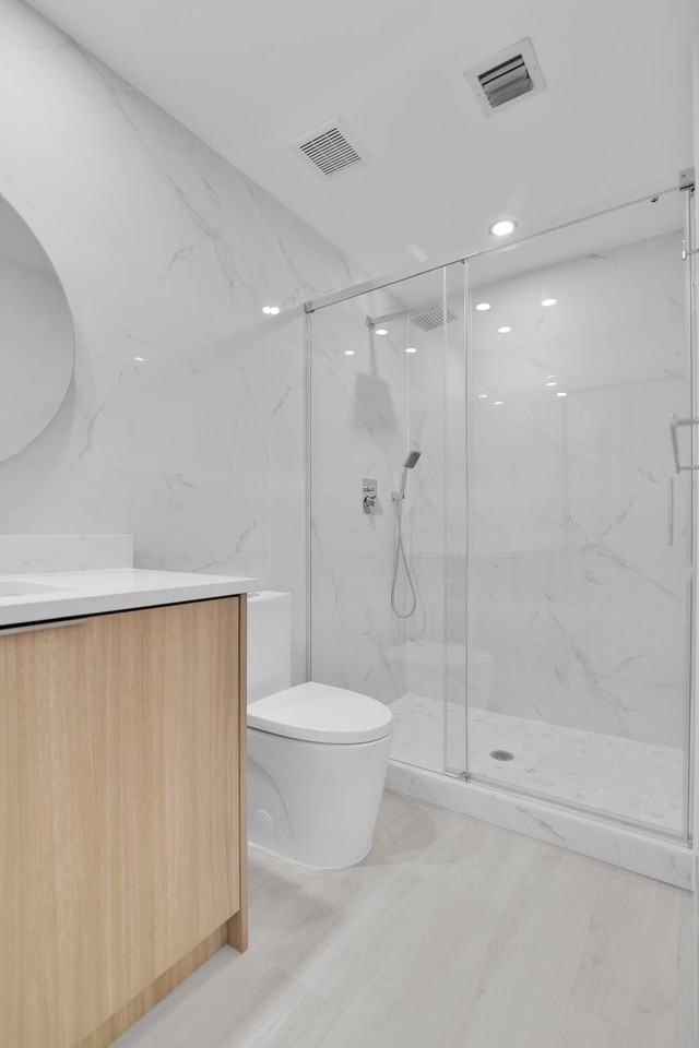 6599 Old Farm Trl #6599 - Photo 5 of 50