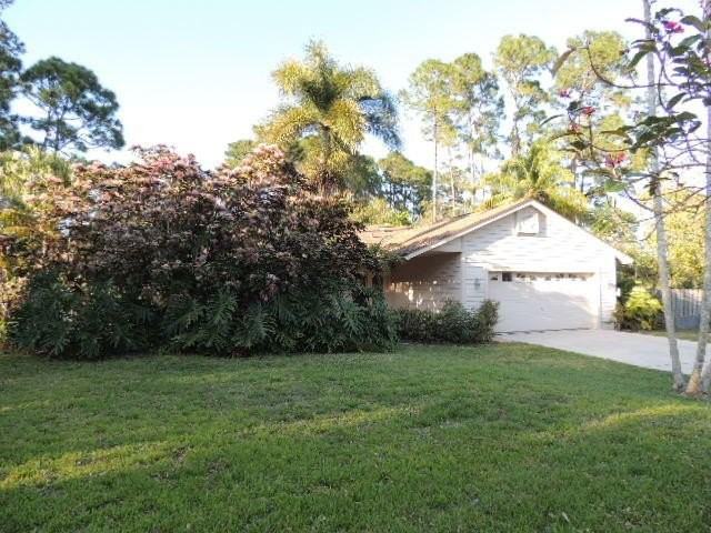 13843 Temple Blvd - Photo 2 of 24