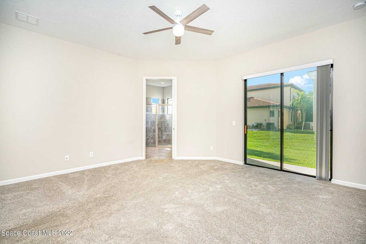 700 Lanai Cir - Photo 7 of 16