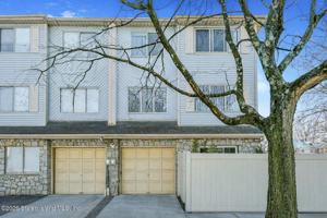 featured image of 857 Bloomingdale Rd