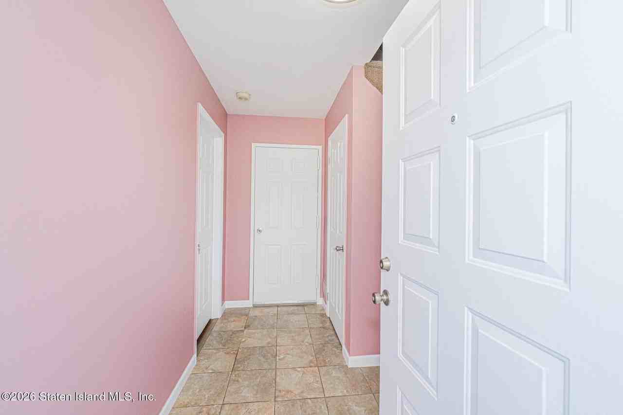 857 Bloomingdale Rd - Photo 3 of 23