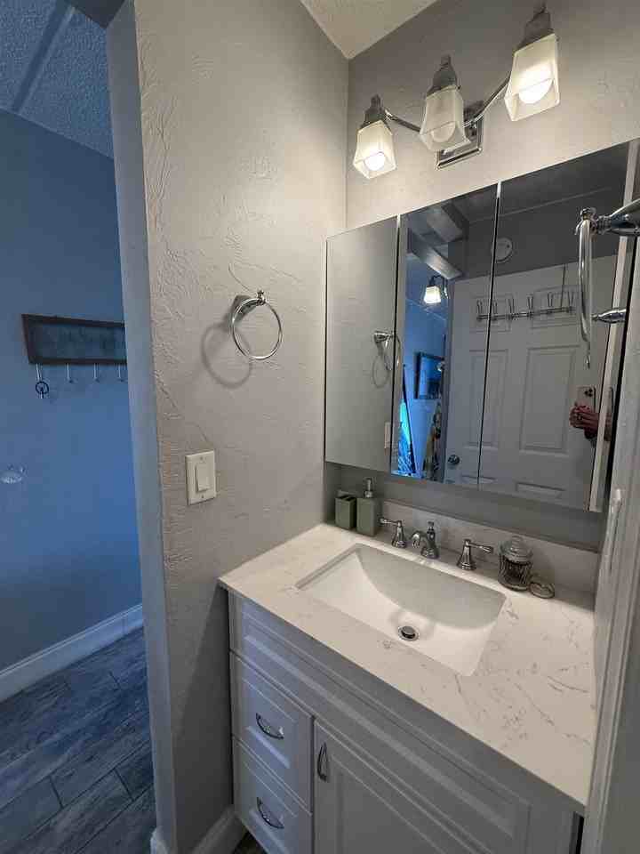 6970 A1a S #235 - Photo 4 of 6