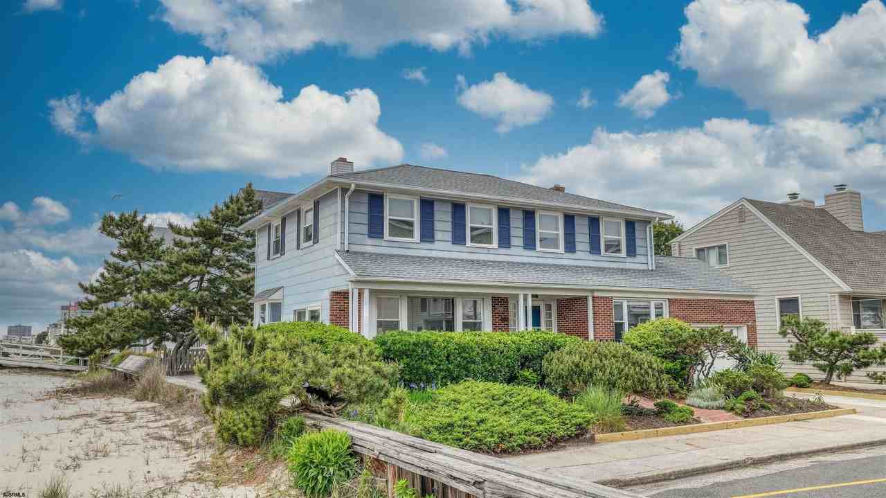 108 S Newark Ave - Photo 2 of 50