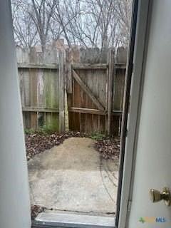 506 Esther Cir - Photo 6 of 19