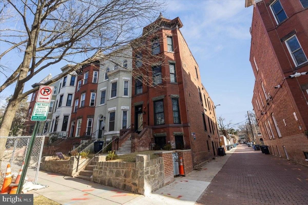 3169 18th St Nw Unit 2 #2