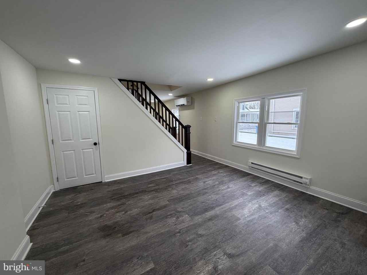 197 Main St - Photo 5 of 17