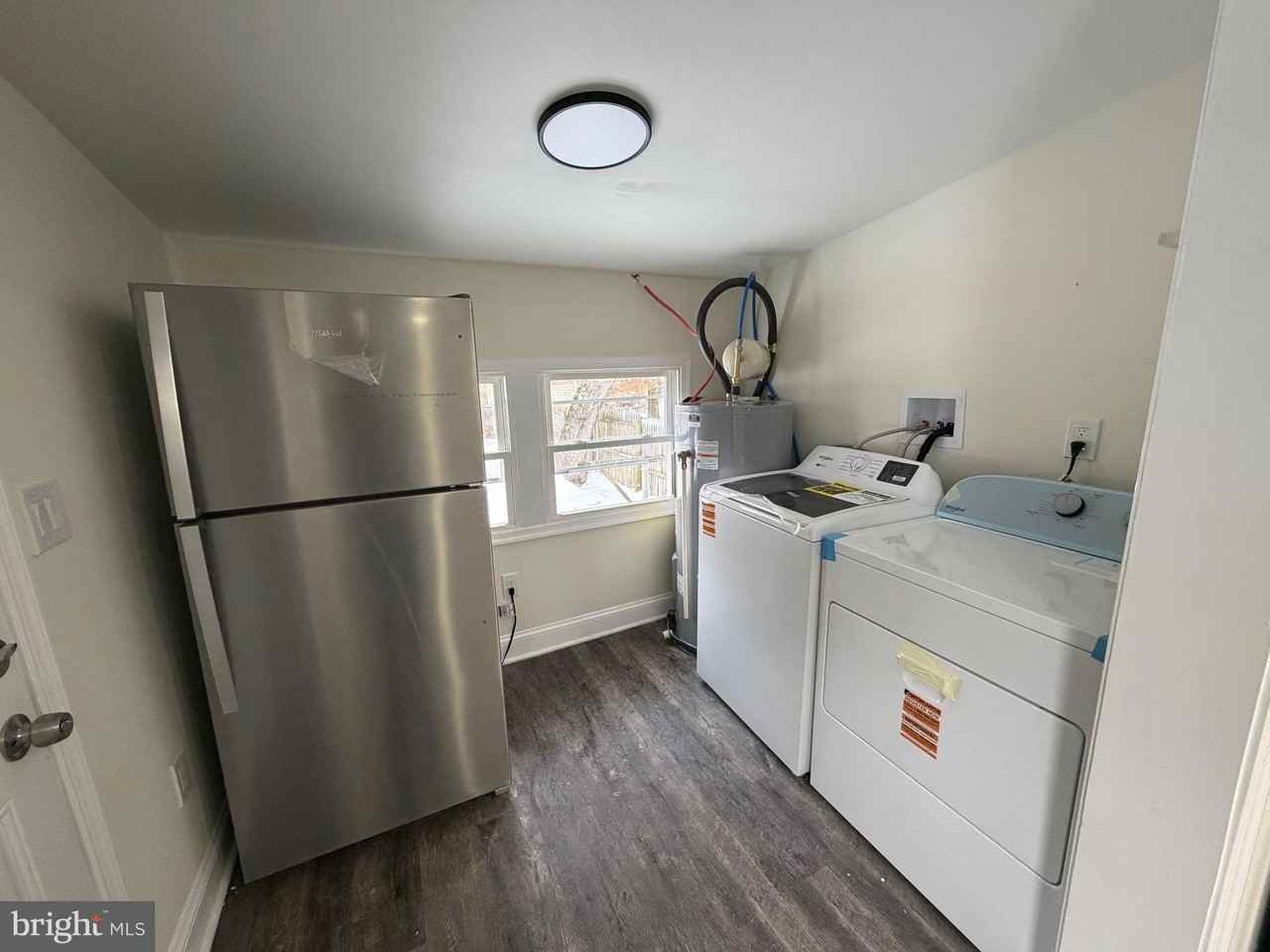 197 Main St - Photo 7 of 17