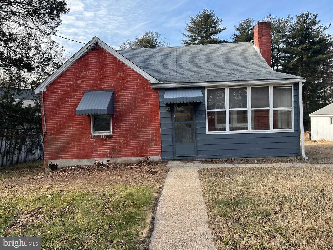 7844 Clark Station Rd