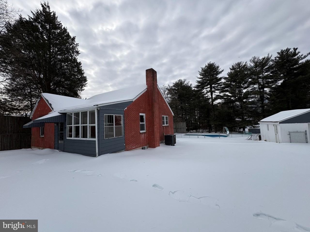 7844 Clark Station Rd - Photo 3 of 29