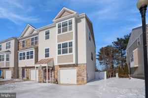 featured image of 592 Burr Oak Ct