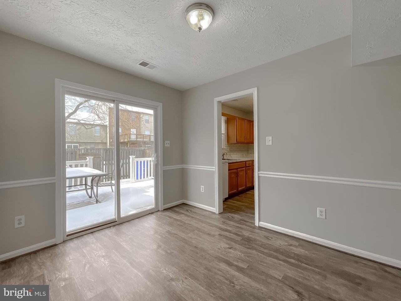 4232 Drake Ct - Photo 6 of 25