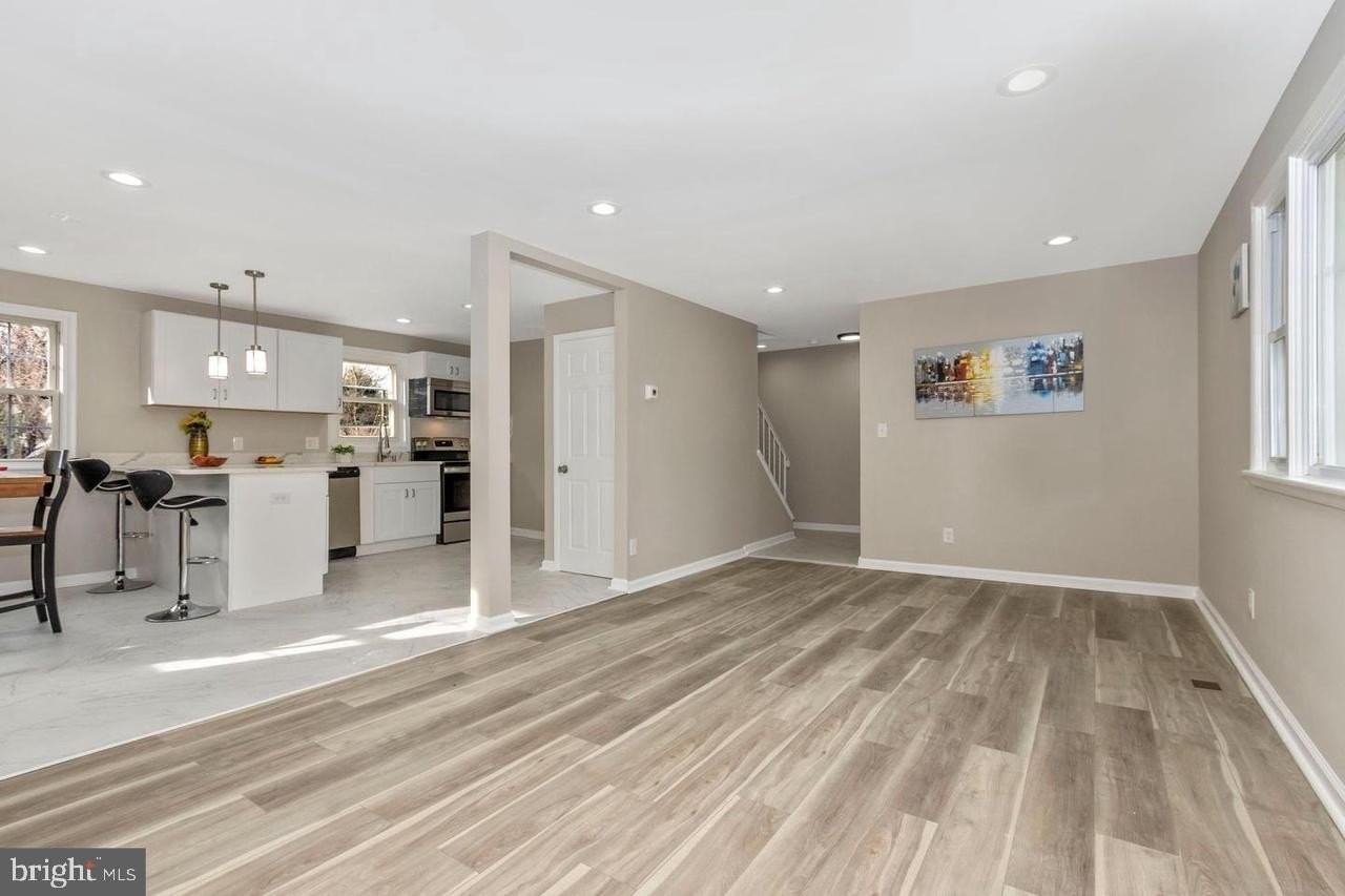 6738 Allview Dr - Photo 6 of 33