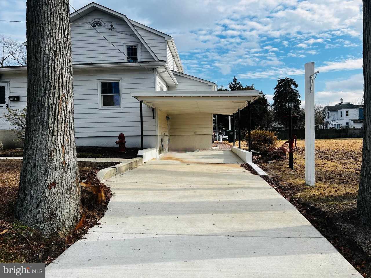 222 Berlin Rd N - Photo 6 of 7