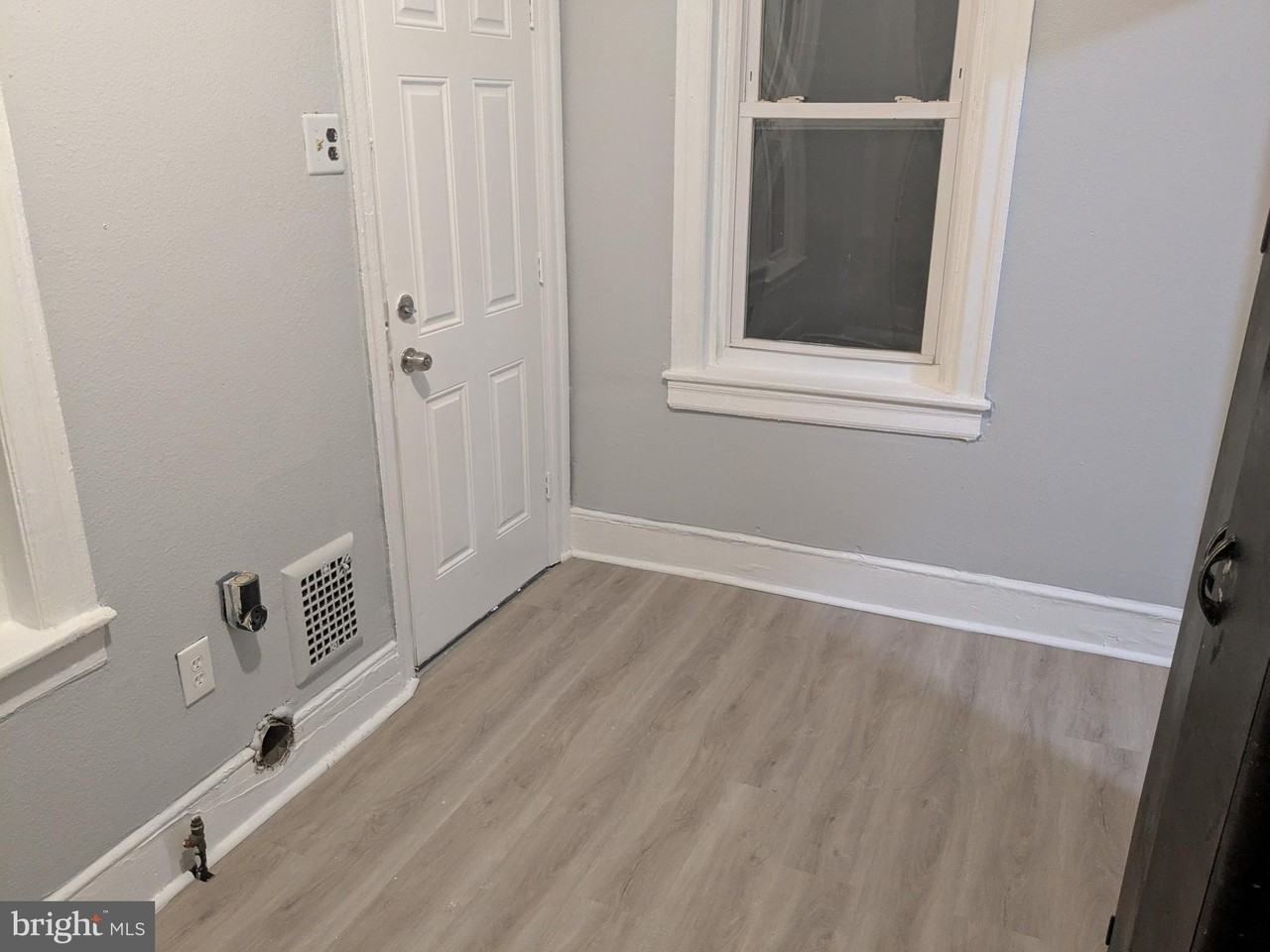 1168 Mechanic St - Photo 6 of 20