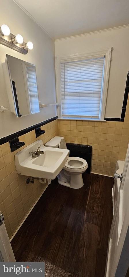 1ST Lee St #1stFL - Photo 6 of 13