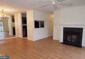 1202 Braxton Ct Unit 1202 #1202 - Photo 2 of 16