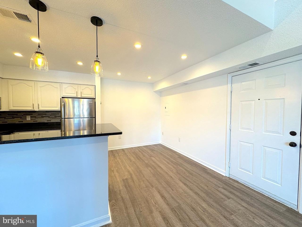 6939 Mary Caroline Cir Unit I #I - Photo 5 of 25